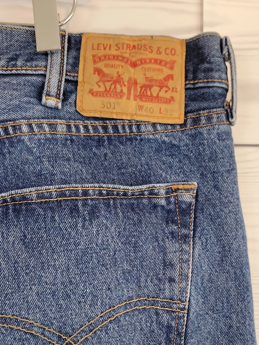 Levi's 501 Button Fly Straight-Leg 100% Cotton Blue Denim Jeans Mens Size 40X32